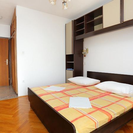 Rooms With A Parking Space Brela, Makarska - 17281 Ruang foto