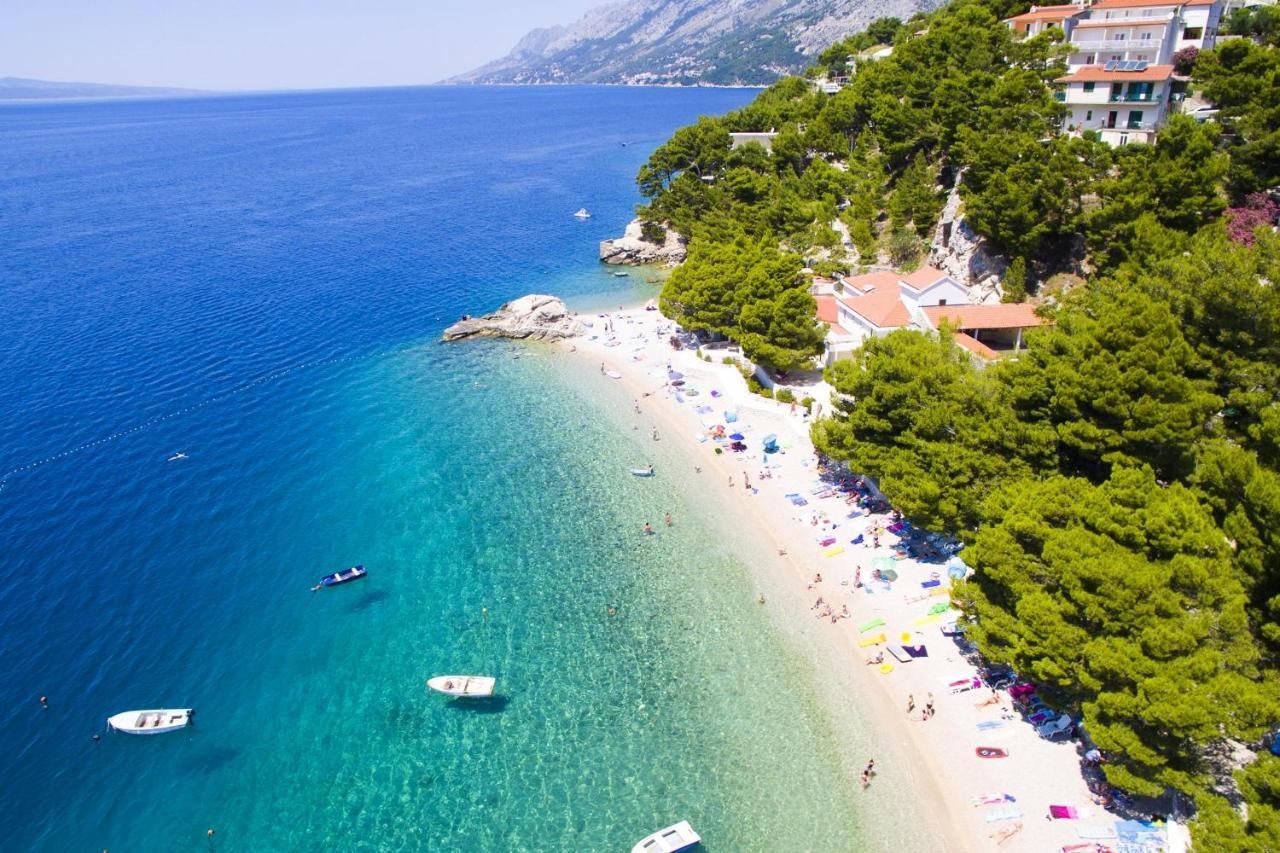 Rooms With A Parking Space Brela, Makarska - 17281 Bagian luar foto