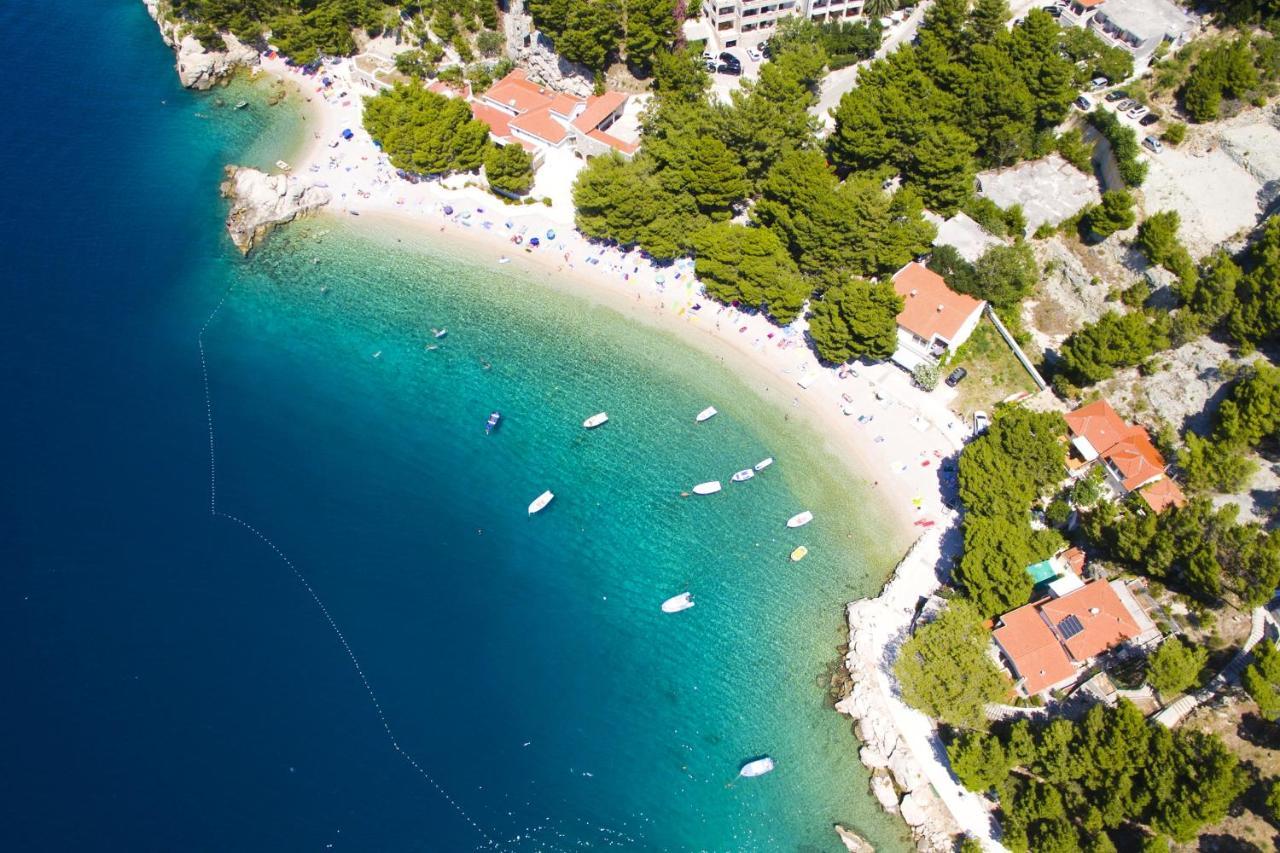 Rooms With A Parking Space Brela, Makarska - 17281 Bagian luar foto